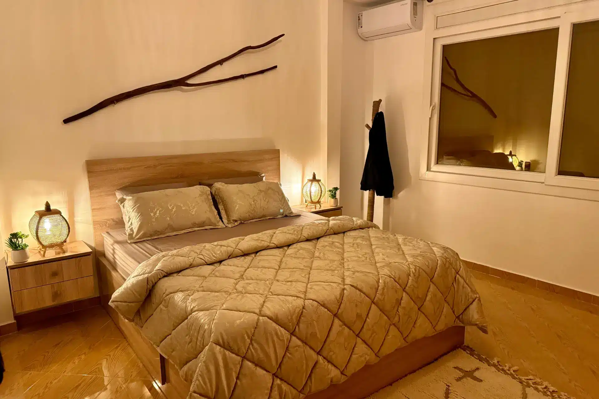 BEDROOM 1 - IMG 6