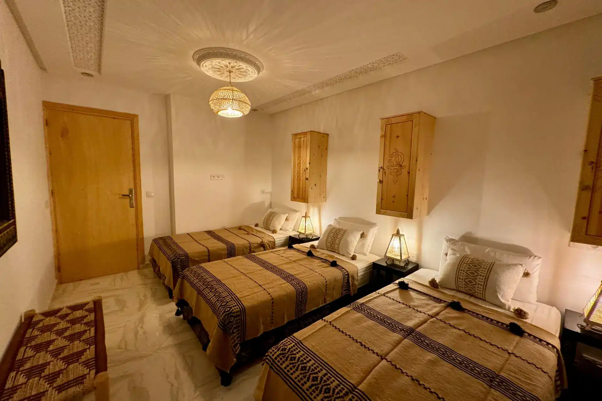 TRIPLE ROOM - IM7