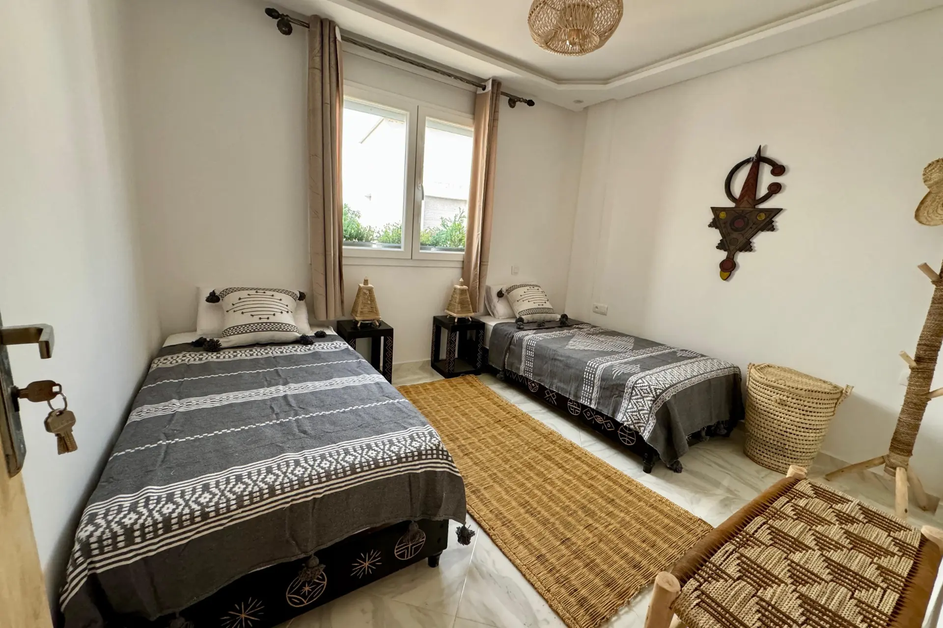 TWIN ROOM - IM1
