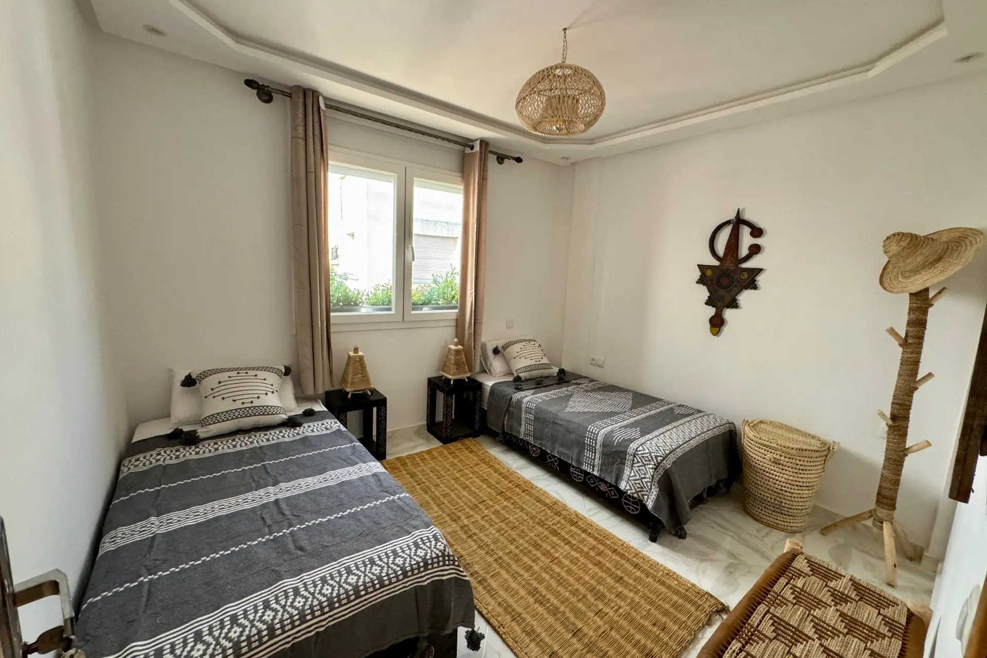 TWIN ROOM - IM2